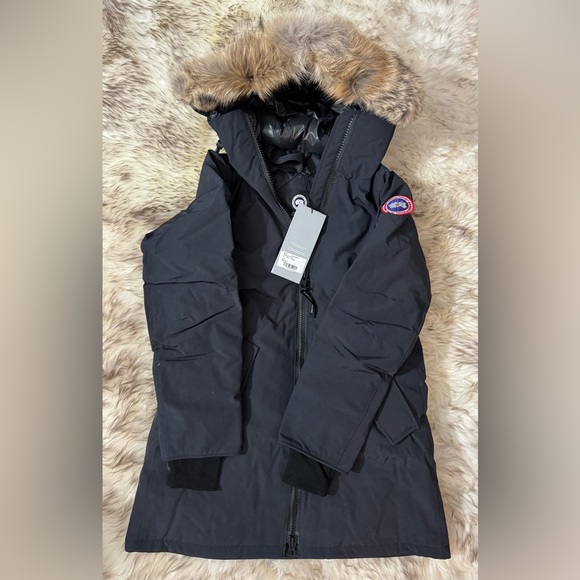 White Canada Goose 3030l CANADA GOOSE Rosemont Parka In Navy, Size
